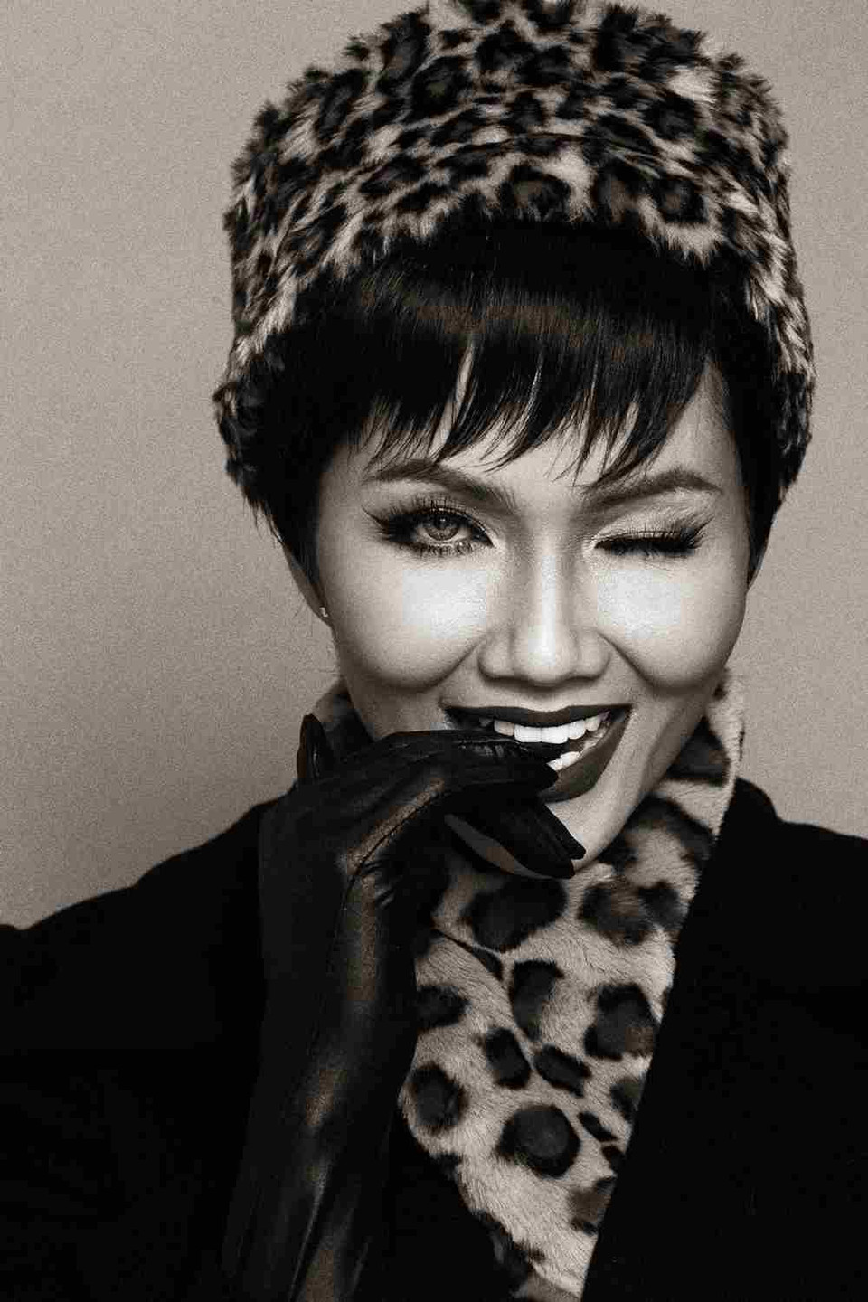 Hiệu ứng từ Miss Universe 2018 và câu chuyện 'Nàng Cinderella châu Á' đã thật sự chạm đến trái tim đồng cảm của hàng triệu khán giả trên thế giới. (Ảnh: Milor Trần/Vietnam+)