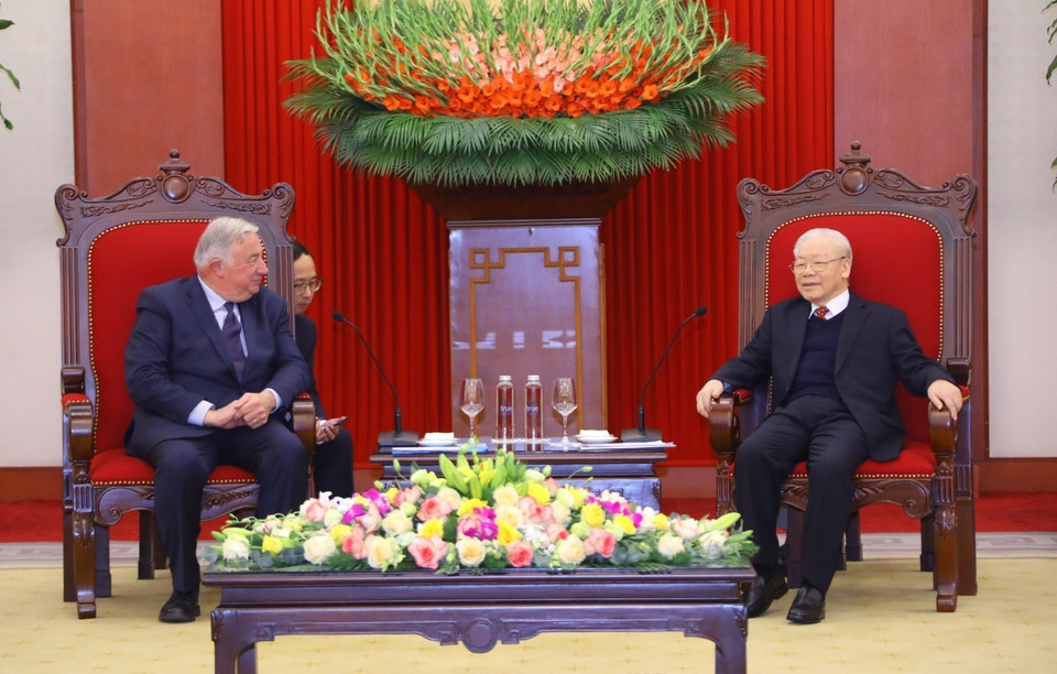 Tổng Bí thư Nguyễn Phú Trọng tiếp Chủ tịch Thượng viện Cộng hòa Pháp Gérard Larcher. (Ảnh: Văn Điệp/TTXVN)