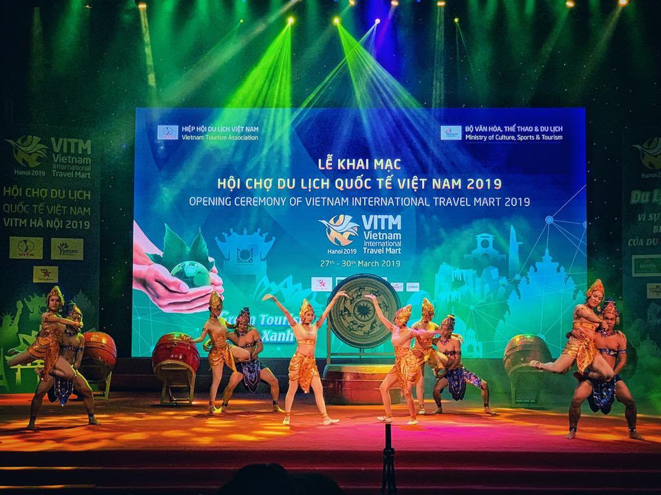 Tiết mục biểu diễn khai mạc Hội chợ Du lịch Quốc tế Việt Nam – VITM Hà Nội 2019 diễn ra sáng nay (ngày 27/3), tại Trung tâm Triển lãm quốc tế Hà Nội, 91 Trần Hưng Đạo, quận Hoàn Kiếm, Hà Nội.(Ảnh: PV/Vietnam+)