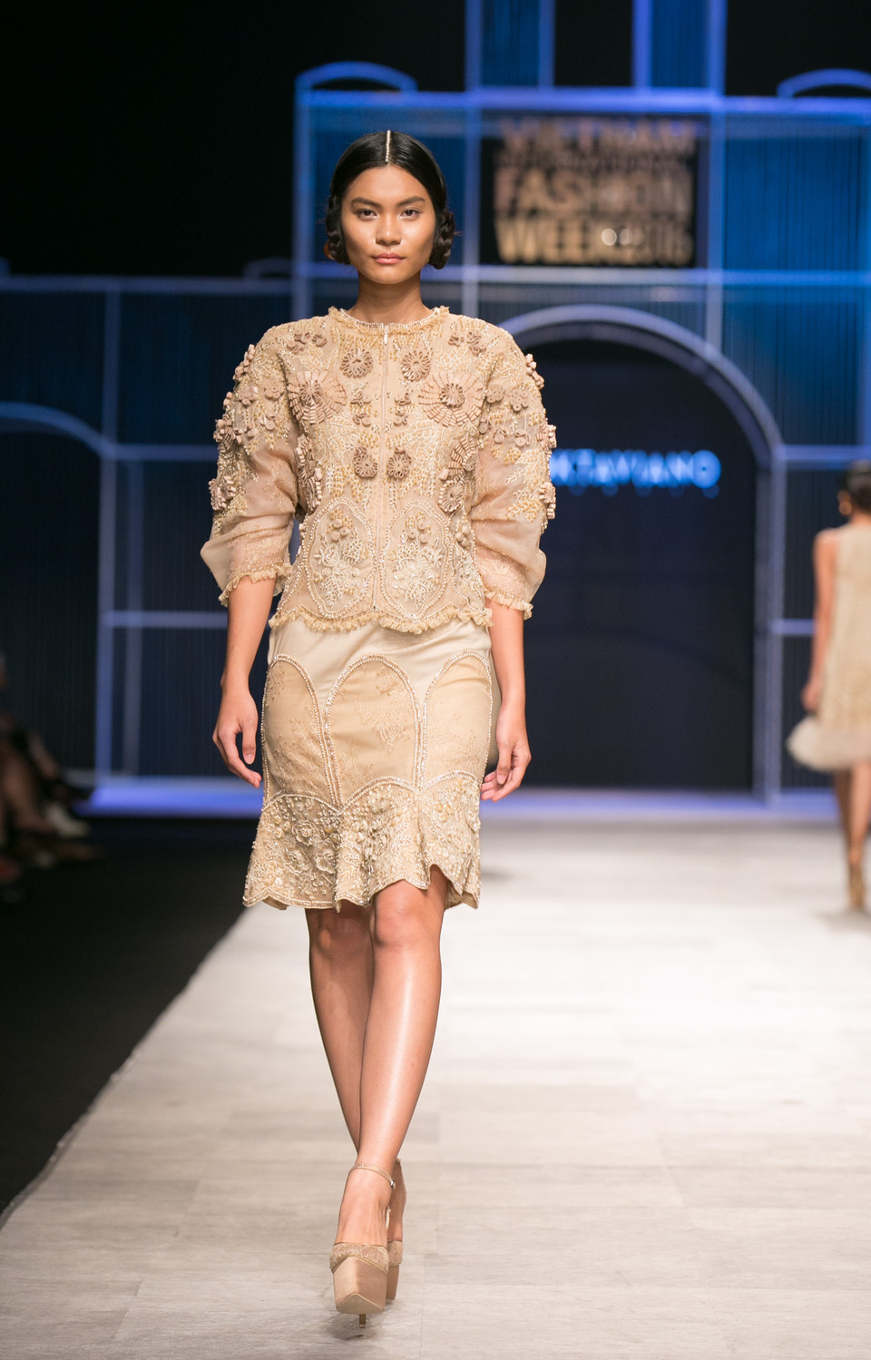 Nhà thiết kế Priyo Oktaviano từng được biết đến là một trong những nhà tạo mốt tài năng của thương hiệu lừng danh House of Balenciaga Paris. (Ảnh: BTC)