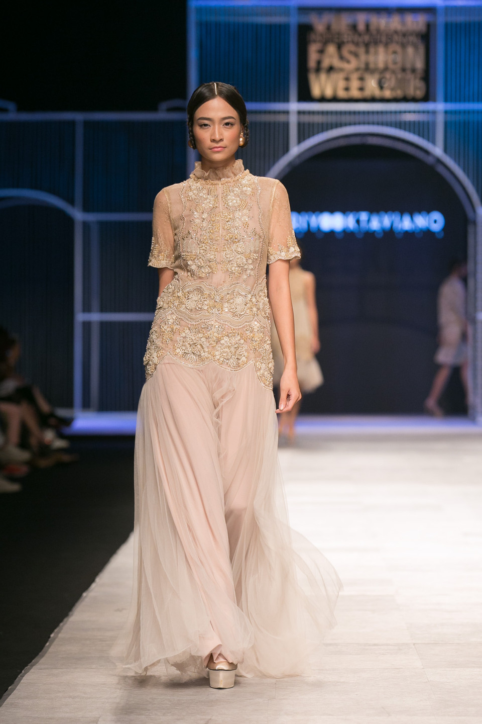 Bởi vậy, những thiết kế của ông tuy theo phong cách hiện đại nhưng được thể hiện hoàn toàn mới và khác biệt. (Ảnh: BTC)