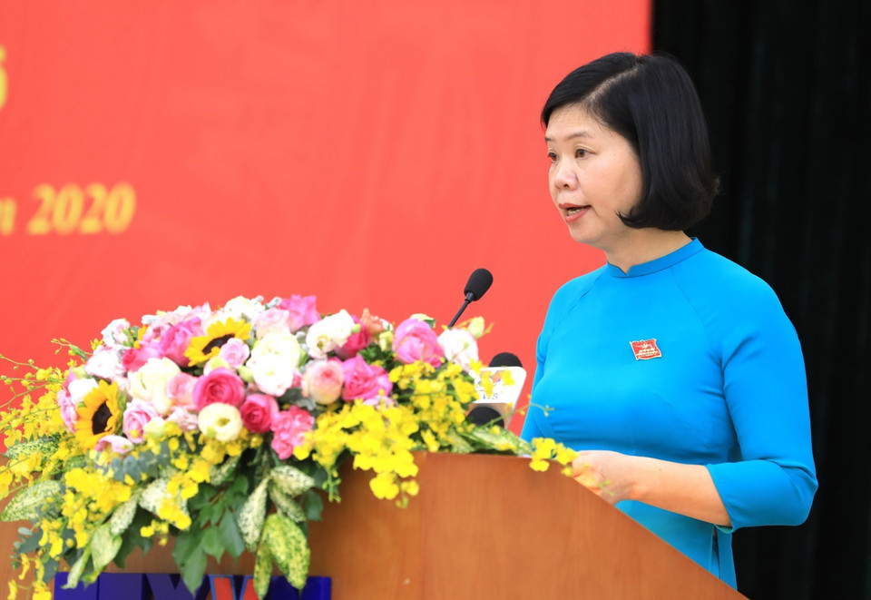 Phó Bí thư Chuyên trách Đảng ủy TTXVN Hà Thị Mai An phát biểu tại Đại hội. (Ảnh: Thành Đạt/TTXVN)