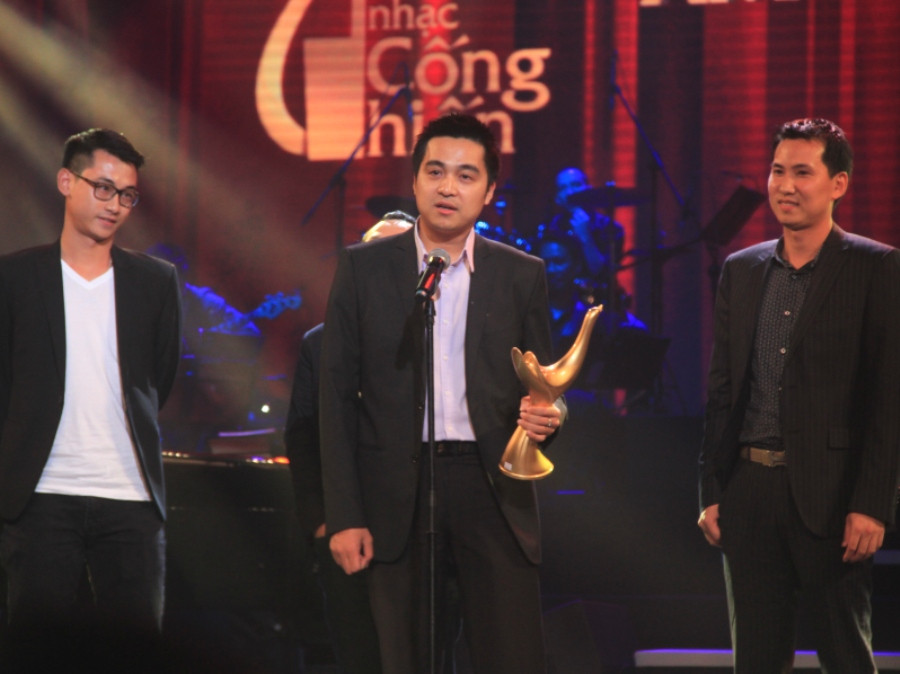 Giải thưởng Chuỗi chương trình của năm lần đầu tiên thuộc về “Rock Storm. (Ảnh: ChiLê/Vietnam+)