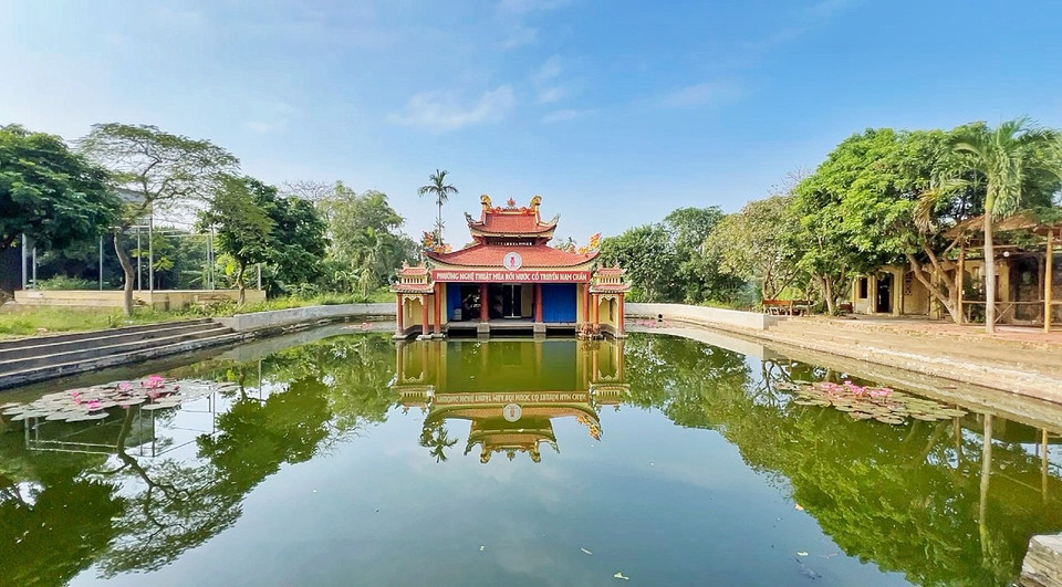 Là cái nôi của nghệ thuật múa rối nước miền Bắc, Bàn Thạch hay còn gọi làng Rạch là phường rối có nhiều tích trò cổ với kho rối có tuổi đời hàng trăm năm. (Ảnh: Mai Mai/Vietnam+)