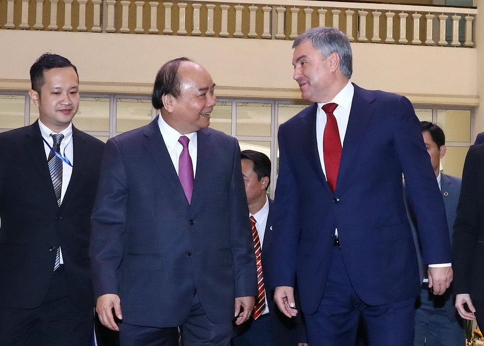 Thủ tướng Nguyễn Xuân Phúc tiếp ông Vyacheslav Viktorovich Volodin, Chủ tịch Duma Quốc gia, Quốc hội Liên bang, Liên bang Nga. (Ảnh: Thống Nhất/TTXVN)