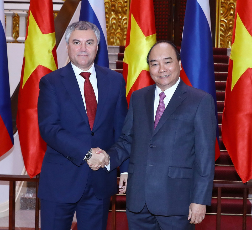 Thủ tướng Nguyễn Xuân Phúc tiếp ông Vyacheslav Viktorovich Volodin, Chủ tịch Duma Quốc gia, Quốc hội Liên bang, Liên bang Nga. (Ảnh: Thống Nhất/TTXVN)