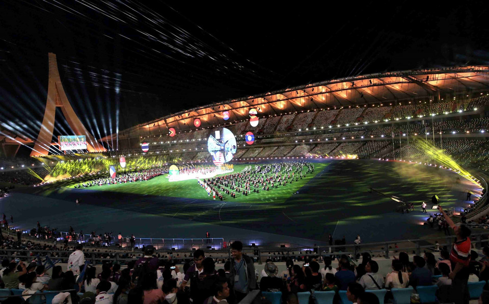 Quang cảnh Lễ bế mạc ASEAN Para Games 12 tại Sân vận động Quốc gia Morodok Techo. (Ảnh: Huỳnh Thảo/TTXVN)