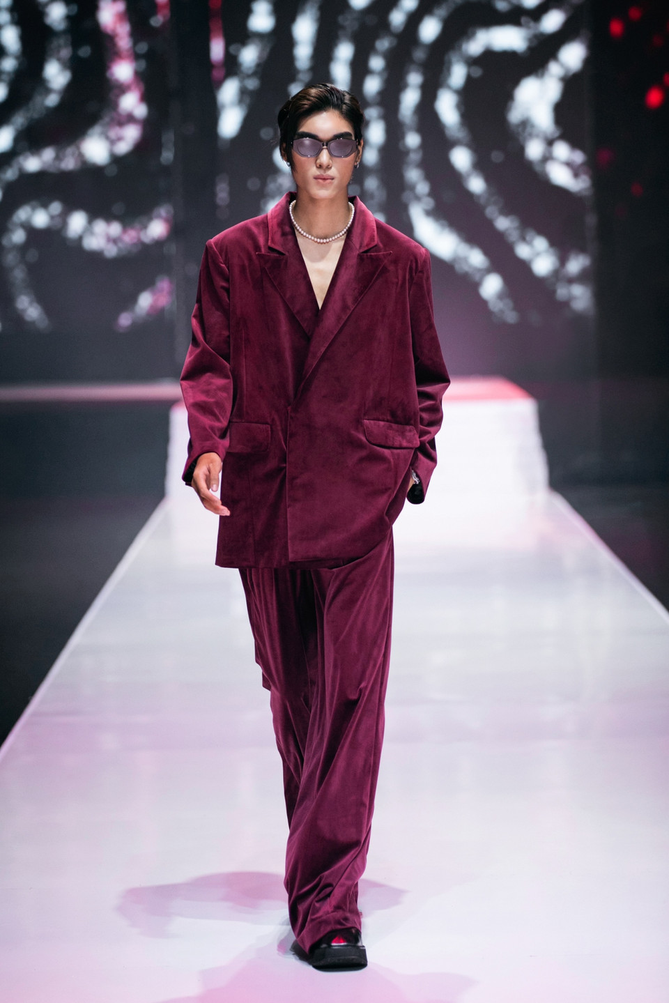 Một thiết kế trong bộ sưu tập "Vấn vương." (Ảnh: PV/Vietnam+)