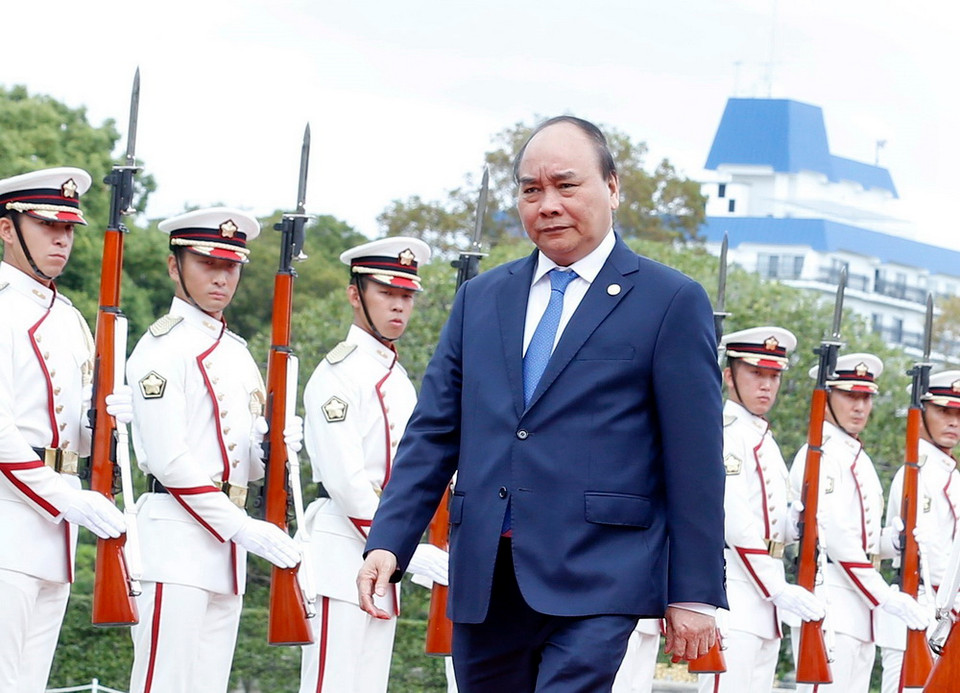 Thủ tướng Nguyễn Xuân Phúc đến dự Hội nghị Cấp cao Hợp tác Mekong-Nhật Bản lần thứ 10. (Ảnh: Thống Nhất/TTXVN)