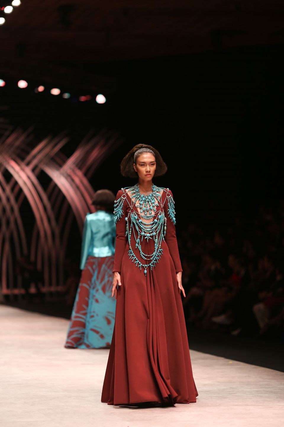 Phụ kiện cũng là điểm nhấn không thể bỏ qua của bộ sưu tập có tên gọi 'Frist Initiation' này. (Ảnh: BTC)