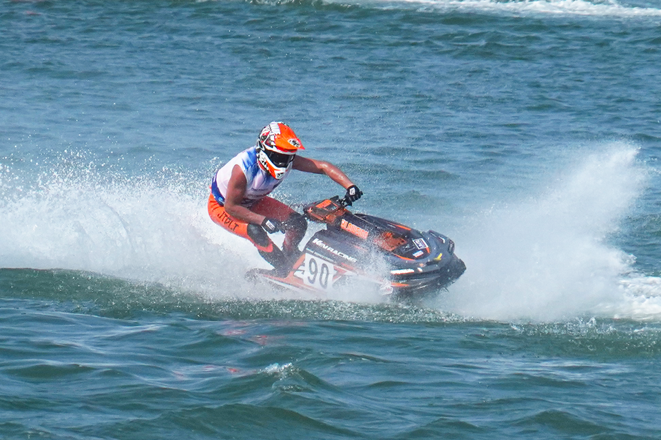 Về đích thứ Ba là tay đua người Hungary, Kevin Reiterer. (Ảnh: Việt Anh/Vietnam+)