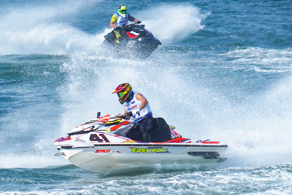 Tay đua giàu kinh nghiệm là Francois Medori (Pháp, số hiệu 41) về đích ở vị trí thứ Hai. (Ảnh: Việt Anh/Vietnam+)