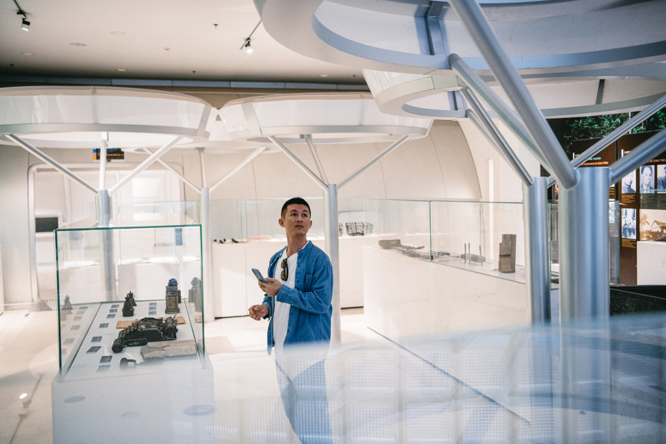 Travel blogger Tâm Bùi, chuyên gia nghiên cứu về các điểm đến văn hóa. (Ảnh: Bảo Khánh/Vietnam+)