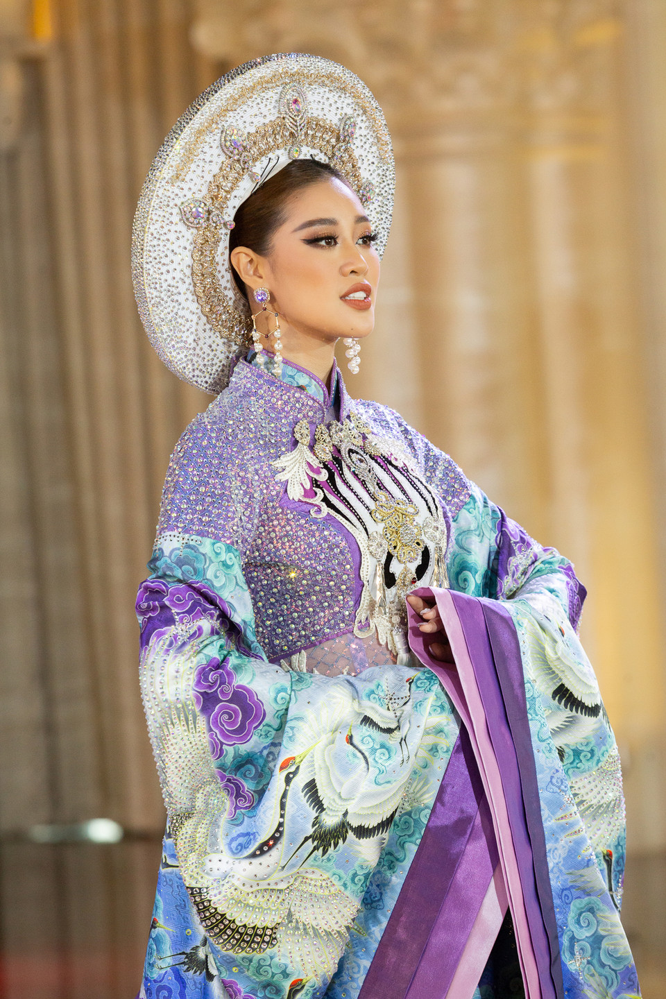 Các huấn luyện viên chia sẻ kinh nghiệm: 'Miss Universe rất chú trọng những cô gái có thần thái của hoa hậu nhưng có bước chân của một siêu mẫu.' (Ảnh: Thiên An/Vietnam+)