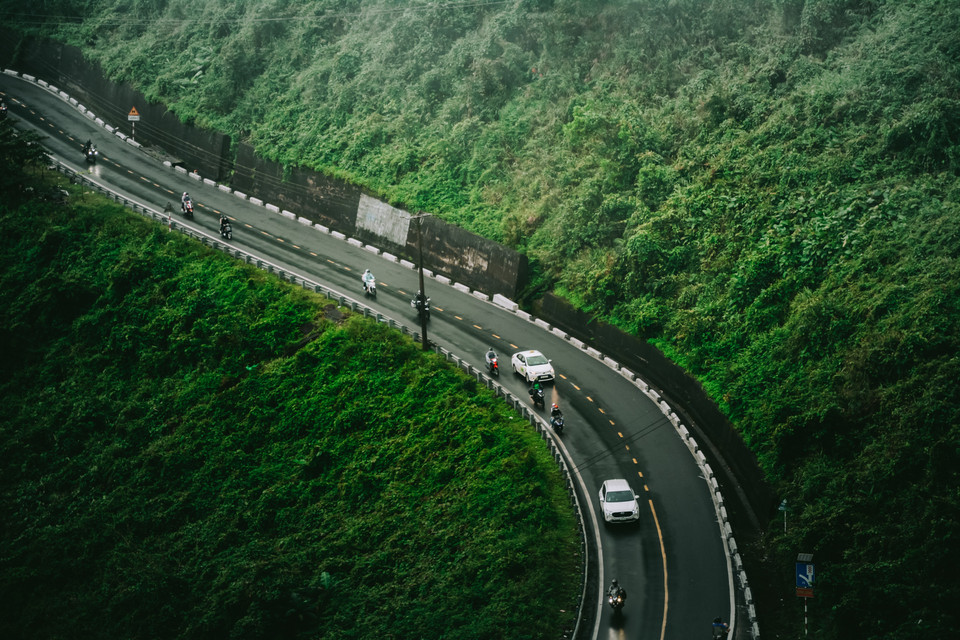 Đèo Hải Vân là con đèo ranh giới giữa thành phố Đà Nẵng và tỉnh Thừa Thiên Huế. (Ảnh: Văn Dũng/TTXVN)