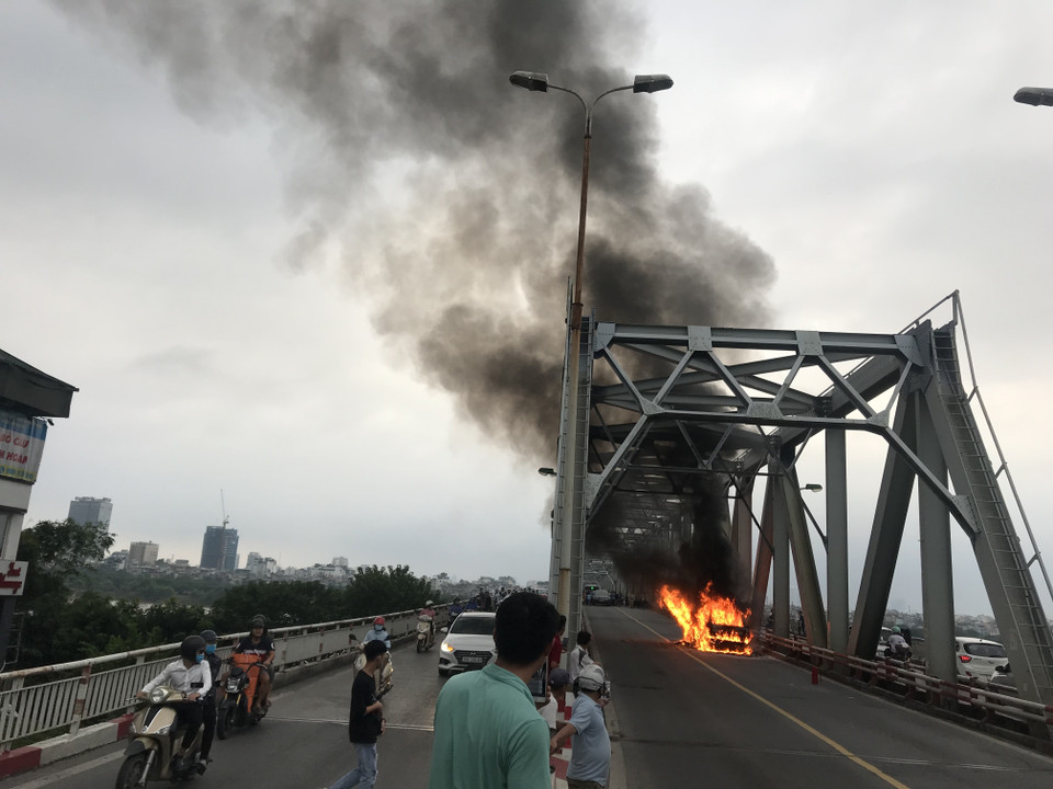 Hiện trường vụ cháy. (Ảnh: Minh Quyết/TTXVN)