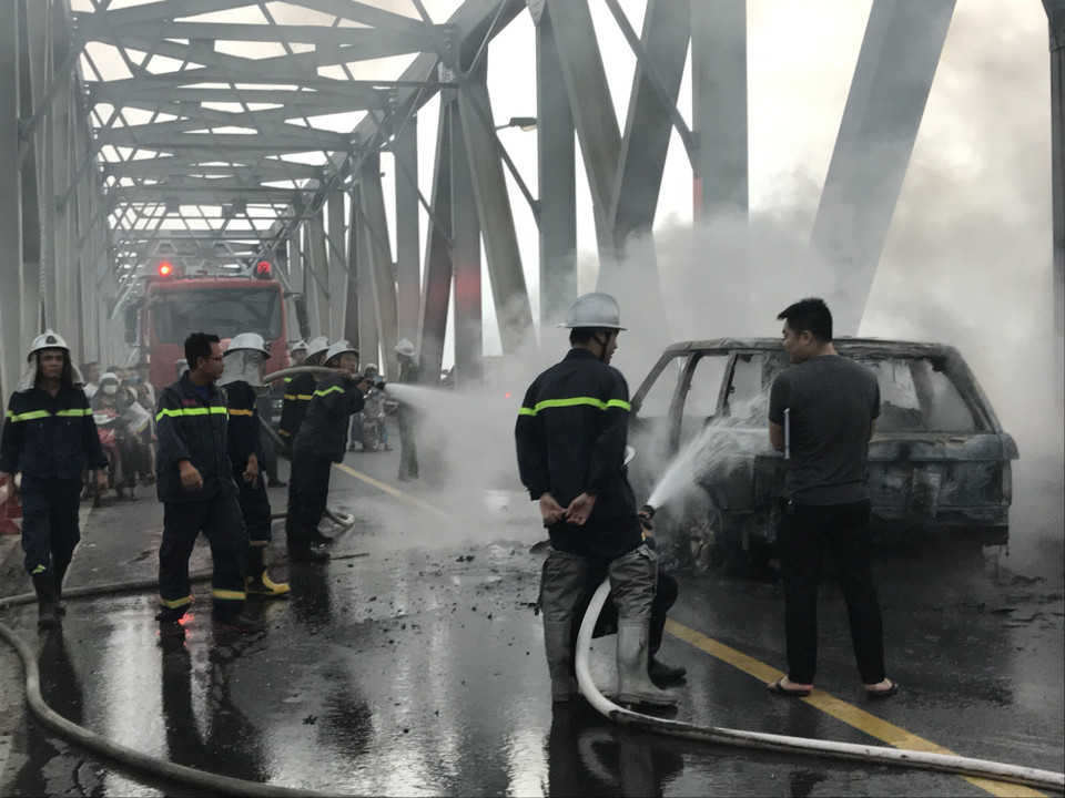 Hiện trường vụ cháy. (Ảnh: Minh Quyết/TTXVN)