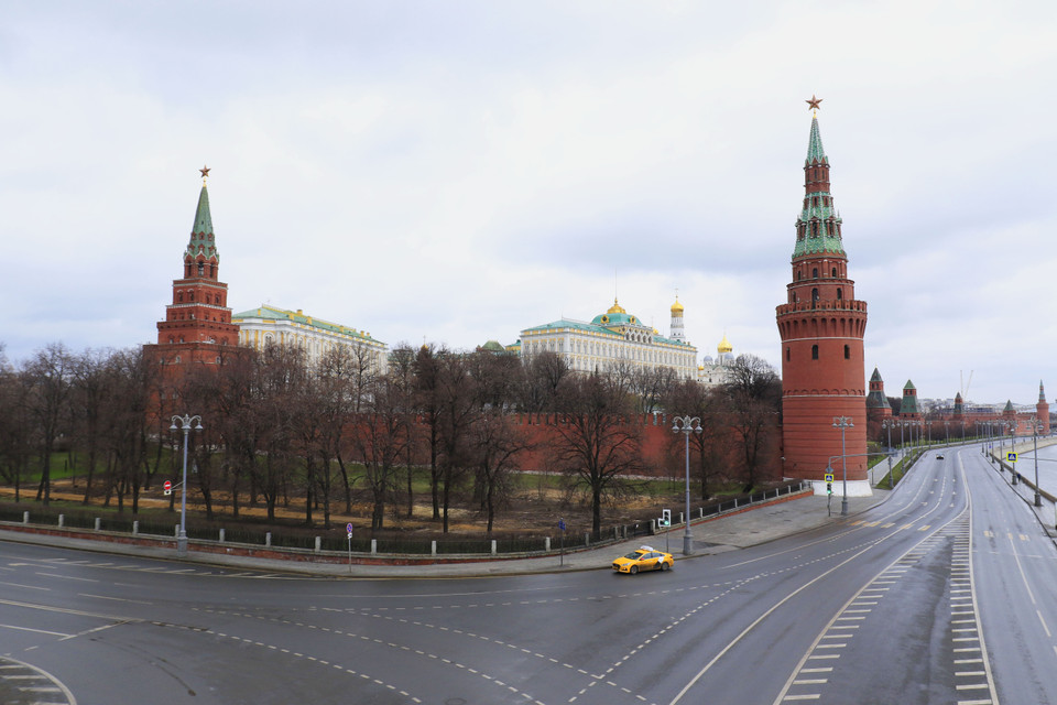 Nút giao thông bên cầu Kamenyi gần Điện Kremli. (Ảnh: Trần Hiếu/Vietnam+)