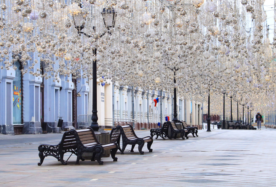 Tuyến phố Nikolnaya vắng người lui tới. (Ảnh: Trần Hiếu/Vietnam+)