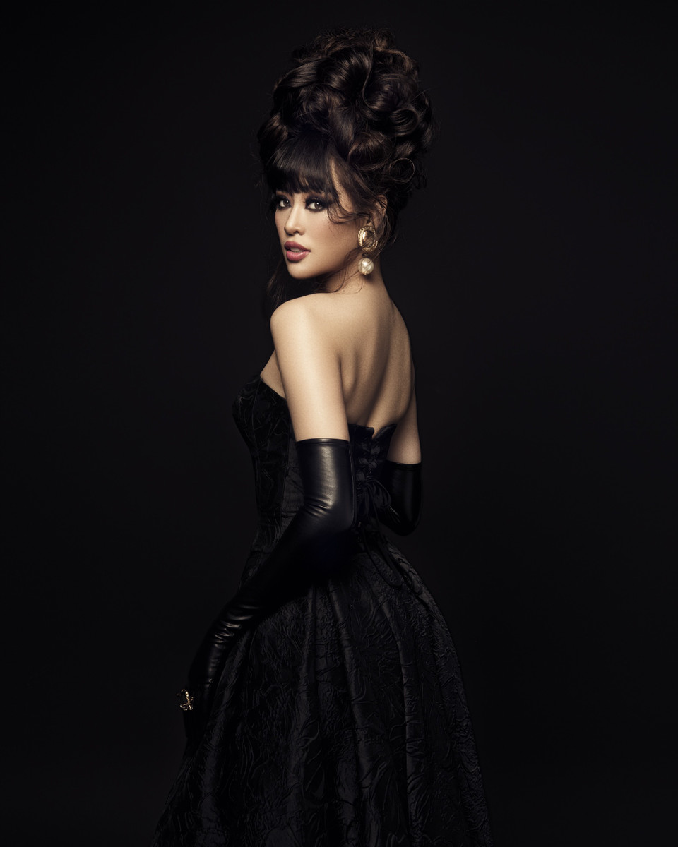 Thời gian qua, cô tập trung tập luyện chuẩn bị cho Miss Universe 2020, bên cạnh các hoạt động thiện nguyện đồng hành cùng ngôi nhà OBV. (Ảnh: Trần Châu Như/Vietnam+)