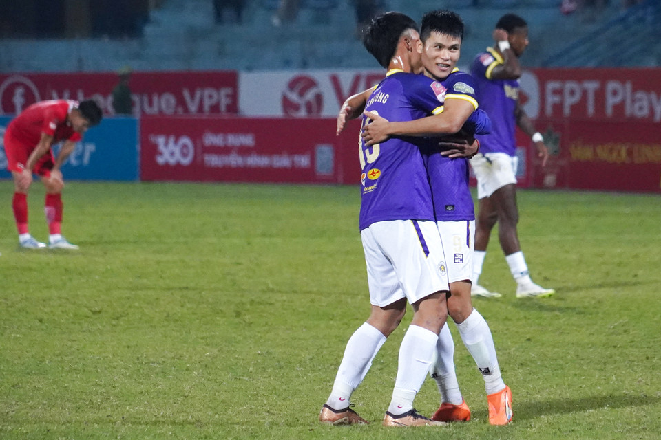 Chung cuộc, Tuấn Hải và các đồng đội giành chiến thắng với tỷ số 2-0 trước Thể Công-Viettel. (Ảnh: Việt Anh/Vietnam+)