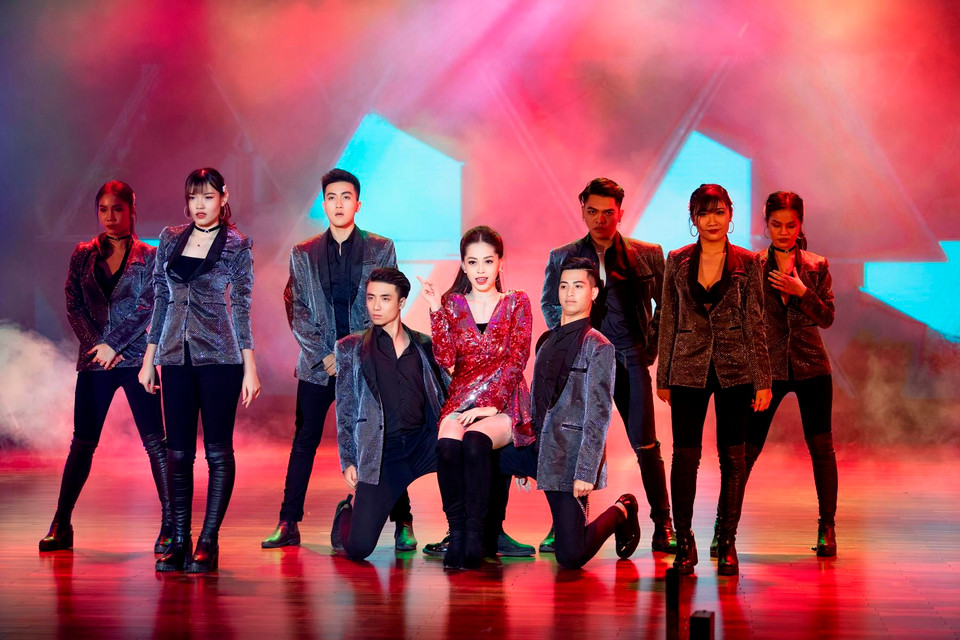 Vốn là sinh viên có nhiều điểm nổi bật của trường Đại học Kinh tế Quốc dân, lại là một thành viên xuất sắc và tích cực của K58 Đội Văn nghệ, Á Hậu Phương Nga đã luôn tự khẳng định năng lực và dấu ấn riêng trên bản đồ nhan sắc Việt Nam nói riêng và quốc tế nói chung khi lọt vào Top 10 Miss Grand International 2018. (Ảnh: Như Hoàn/Vietnam+)