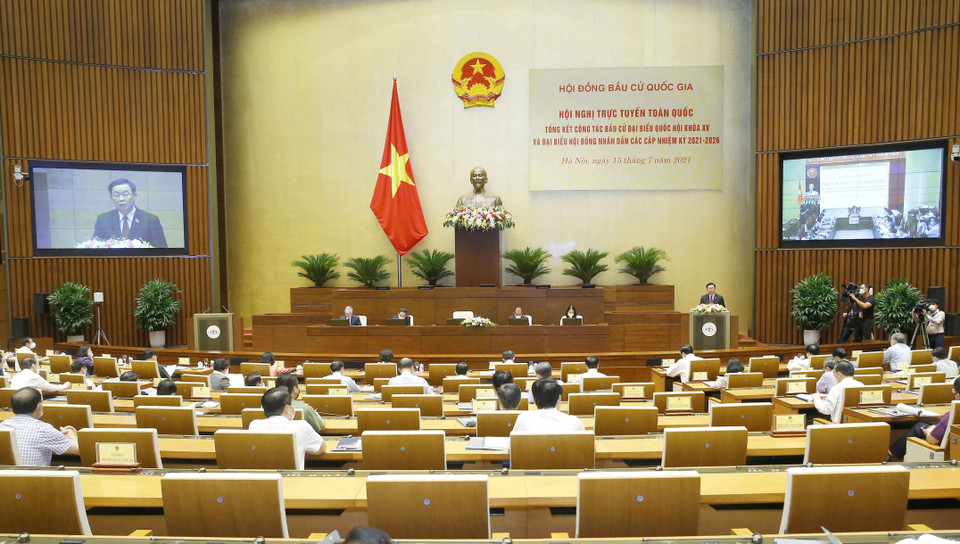 Chủ tịch Quốc hội Vương Đình Huệ, Chủ tịch Hội đồng Bầu cử Quốc gia phát biểu. (Ảnh: Doãn Tấn/TTXVN)