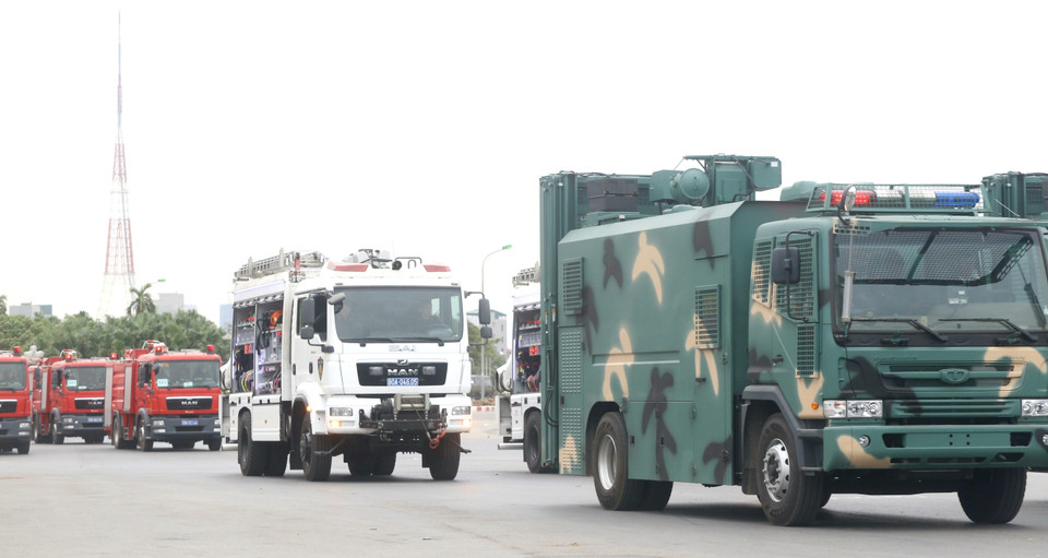 Xe đặc chủng của các lực lượng tham gia diễn tập. (Ảnh: TTXVN phát)