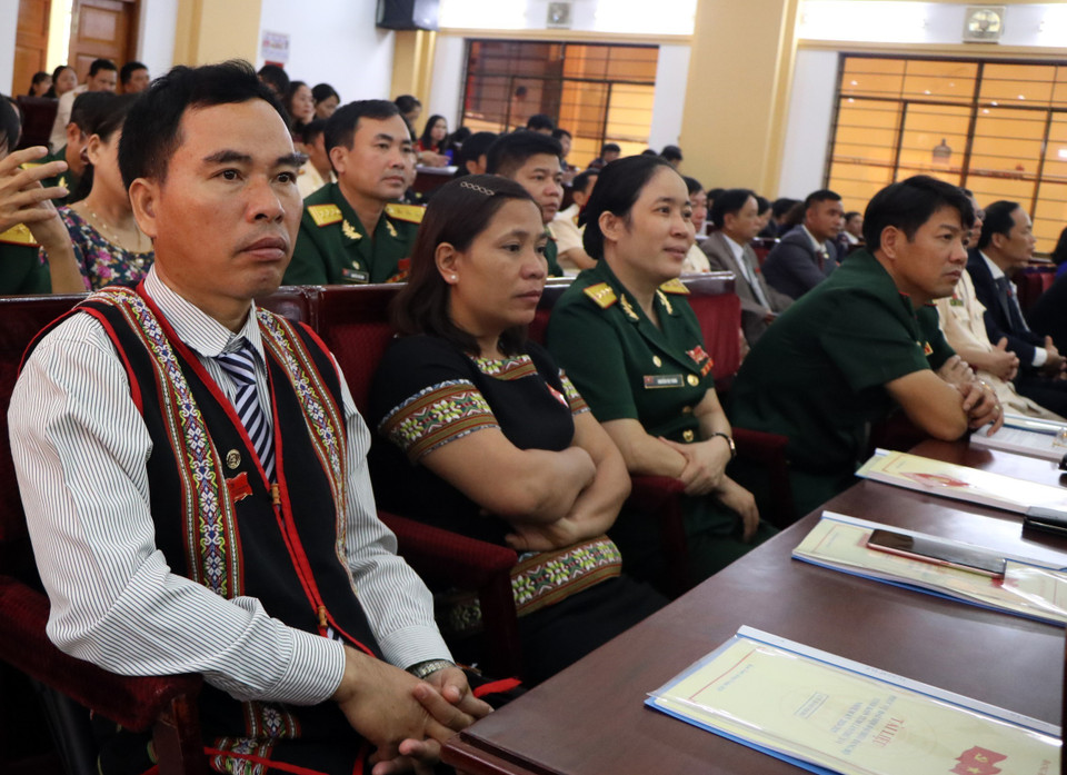 Đại biểu các dân tộc thiểu số tỉnh Kon Tum về dự đại hội. (Ảnh: Cao Nguyên/TTXVN)