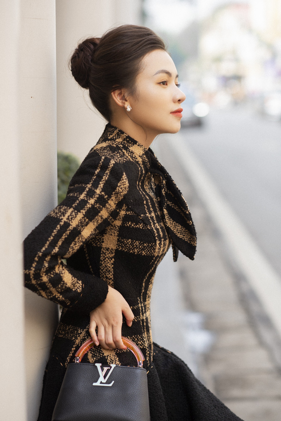 Thùy Linh có cách phối đồ ấn tượng nên những hình ảnh đời thường của cô thu hút nhiều sự quan tâm của cộng đồng mạng. (Ảnh: M.Mai/Vietnam+)