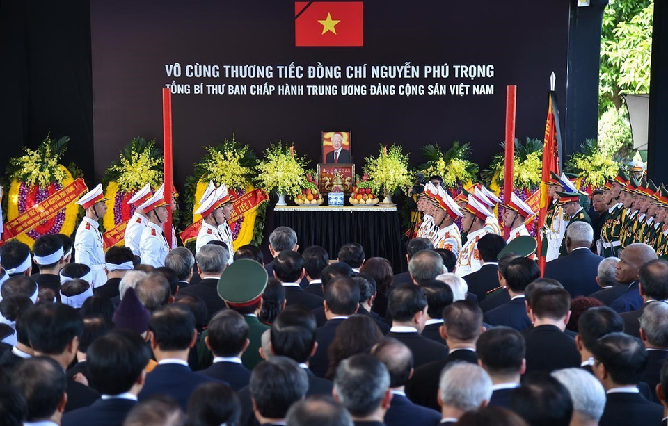 Lễ an táng Tổng Bí thư Nguyễn Phú Trọng. (Ảnh: TTXVN)