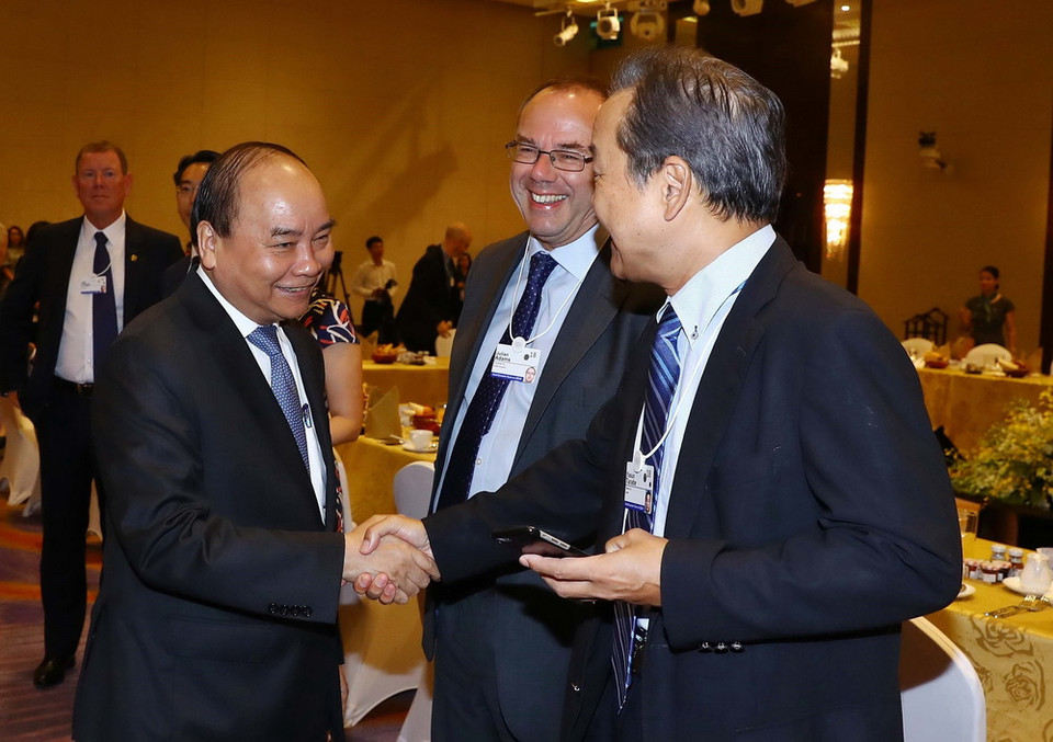 Thủ tướng Nguyễn Xuân Phúc với các đại biểu. (Ảnh: Thống Nhất/TTXVN)