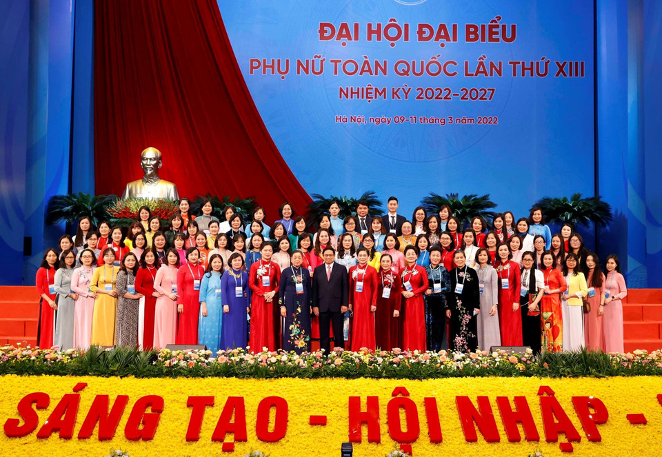 Thủ tướng Phạm Minh Chính với các đại biểu dự Đại hội. (Ảnh: Thống Nhất/TTXVN)