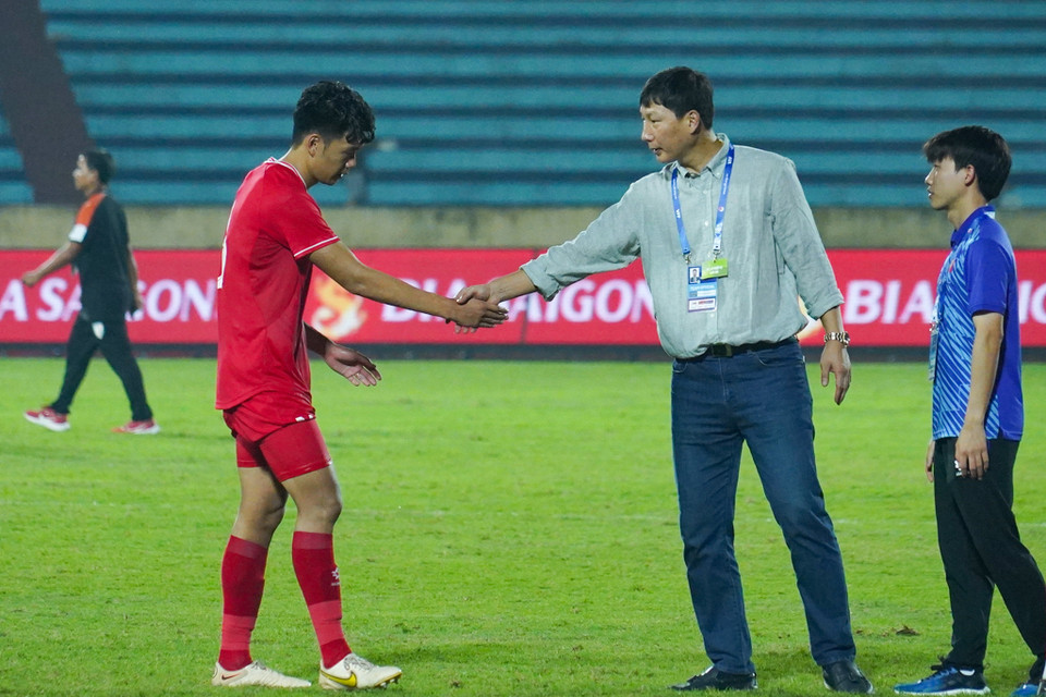 Chung cuộc, tuyển Việt Nam để đối thủ Ấn Độ cầm hòa với tỷ số 1-1. (Ảnh: Việt Anh/Vietnam+)