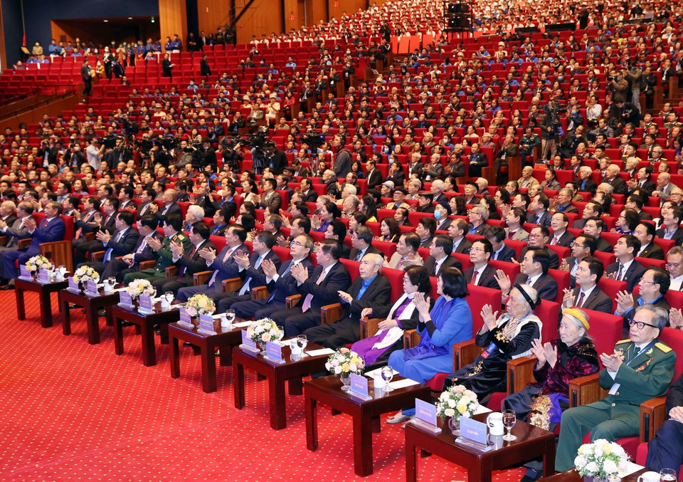 Tổng Bí thư, Chủ tịch nước Nguyễn Phú Trọng, Thủ tướng Nguyễn Xuân Phúc; các lãnh đạo, nguyên lãnh đạo Đảng, Nhà nước, cán bộ Đoàn qua các thời kỳ. (Ảnh: Thống Nhất/TTXVN)