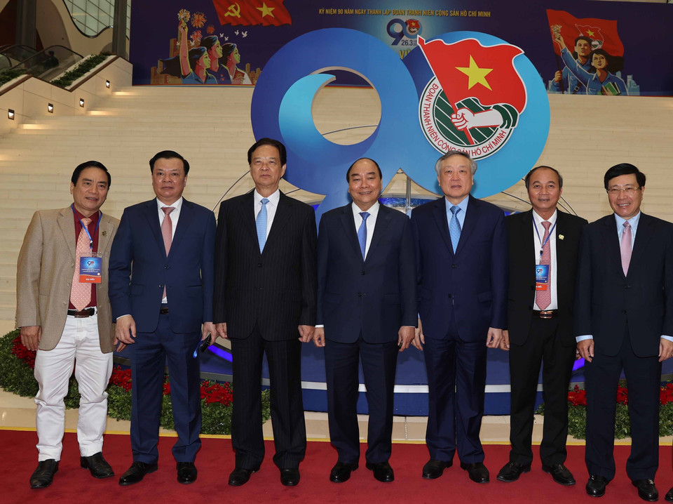 Thủ tướng Nguyễn Xuân Phúc và các lãnh đạo, nguyên lãnh đạo Đảng, Nhà nước tham dự Lễ kỷ niệm. (Ảnh: Thống Nhất/TTXVN)