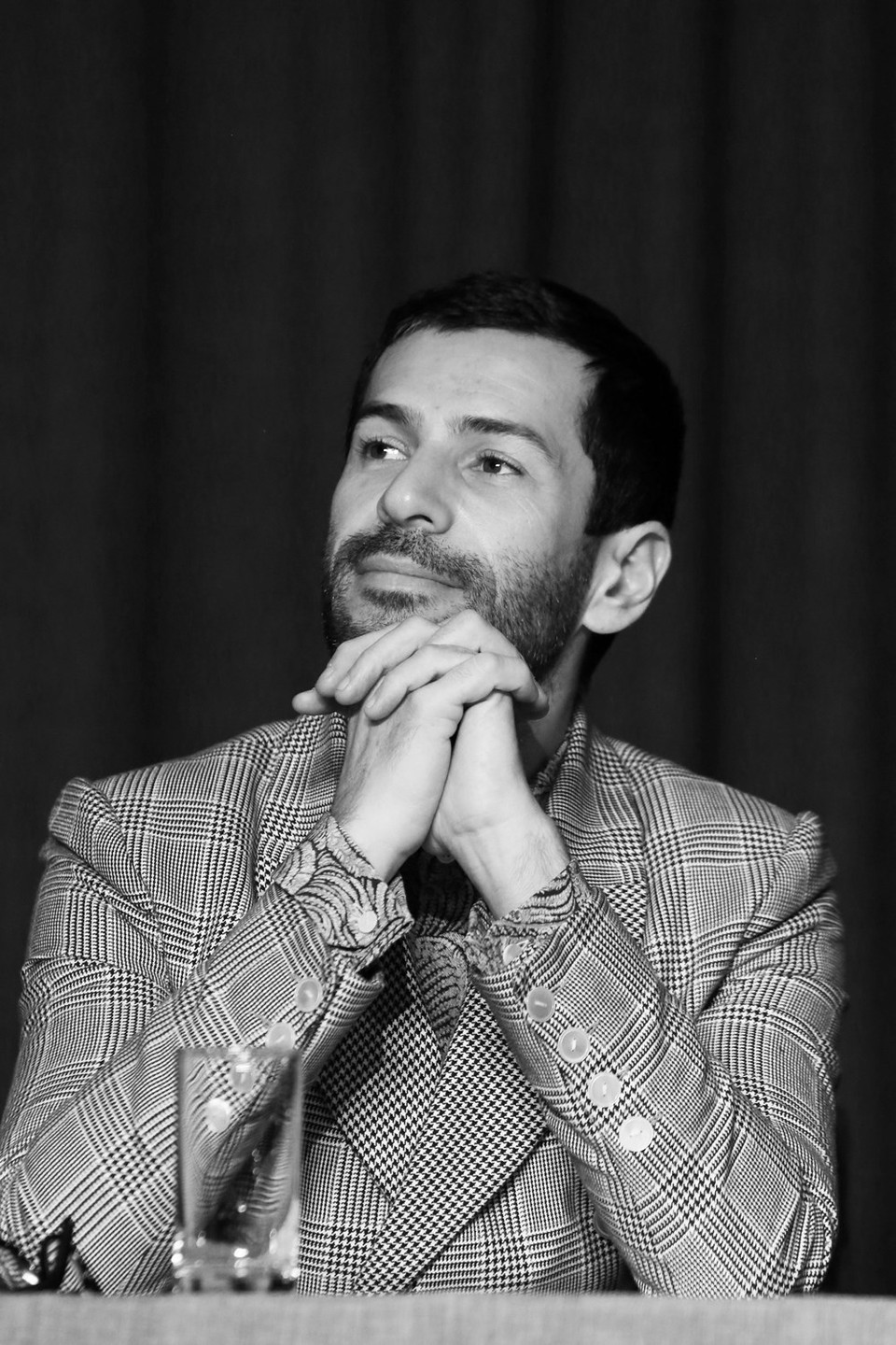 Bộ sưu tập năm 2015 của nhà thiết kế được phát triển trên chính cảm hứng về vẻ đẹp của người phụ nữ. (Ảnh: Đại Ngô)