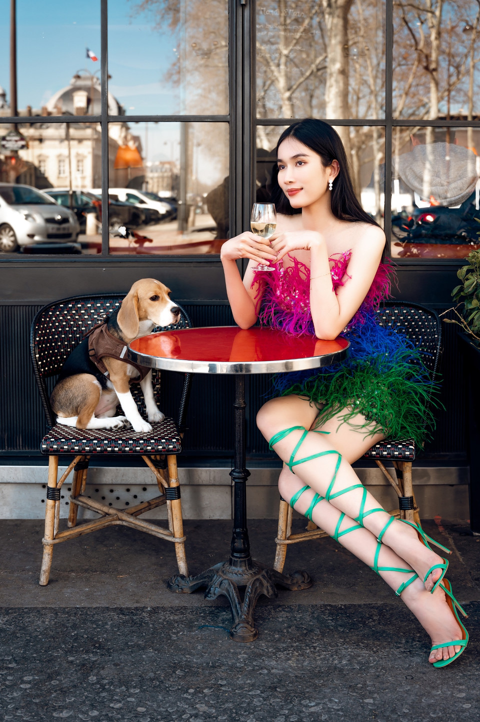 Đến với nước Pháp lần này, Á hậu 1 Hoa hậu Việt Nam 2020 là khách mời của nhà mốt danh giá Elie Saab cùng với Hoa hậu Lương Thùy Linh. (Ảnh: CTV/Vietnam+)