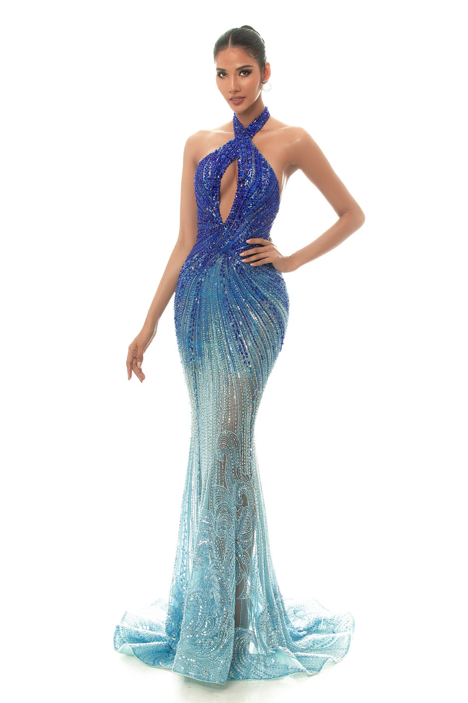 Dù dừng chân ở vị trí top 20 nhưng những cố gắng, nỗ lực của Á hậu Hoàng Thùy đã nhận được nhiều tình cảm từ khán giả trong nước và quốc tế. (Ảnh: Quang Đức/Vietnam+)