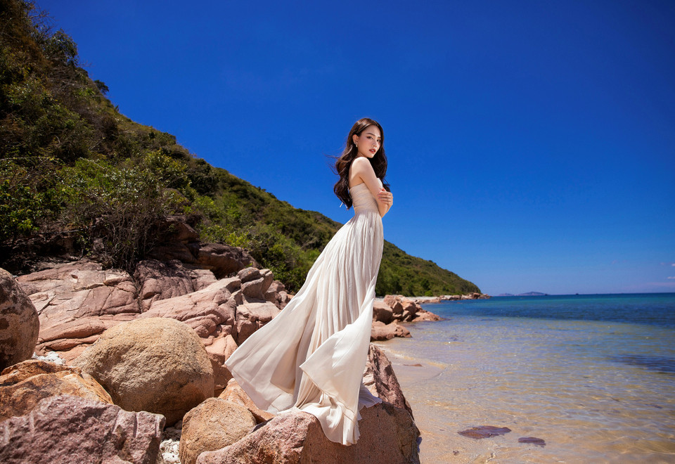 Đăng quang ở ngôi vị cao nhất, Hoa hậu Mai Phương sẽ đại diện Việt Nam đến với đấu trường nhan sắc Miss World tại Ấn Độ vào tháng 12 sắp tới. (Ảnh: PV/Vietnam+)