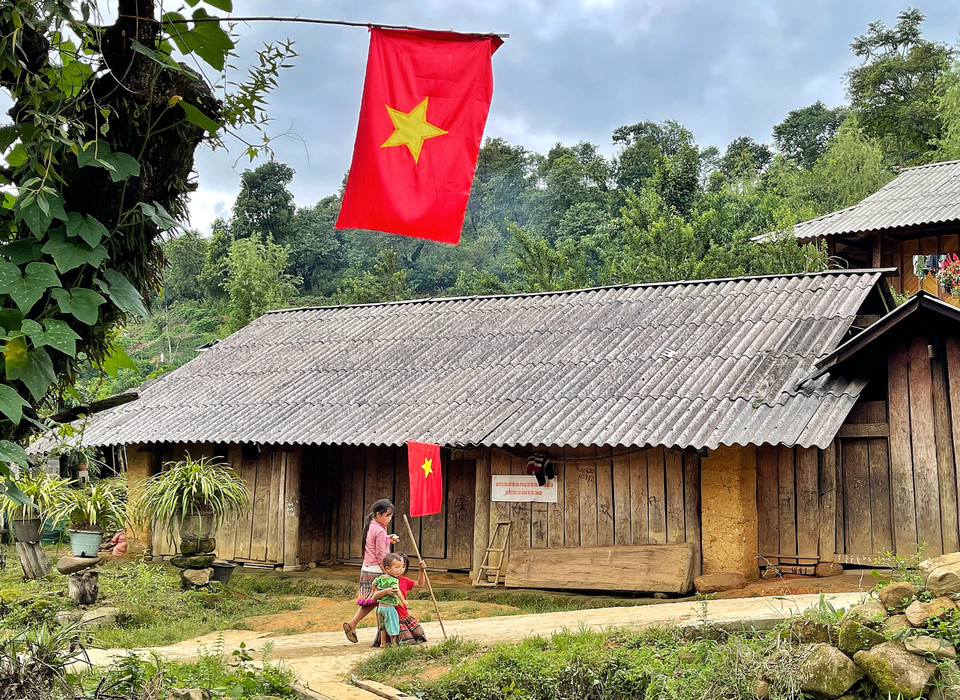 Trước đây, Sin Suối Hồ là bản nghèo nhất, người dân trong bản sống trong tệ nạn trồng và sử dụng thuốc phiện... (Ảnh: Mai Mai/Vietnam+)