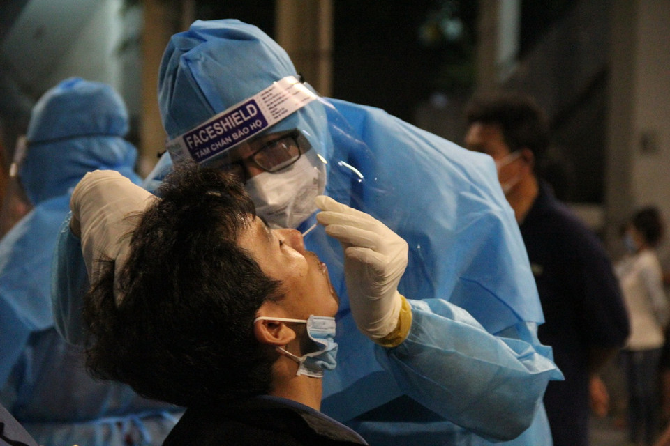 Các công nhân sinh sống tại khu nhà này làm việc tại nhiều khu công nghiệp của tỉnh Bình Dương. (Ảnh: Văn Hướng/TTXVN)