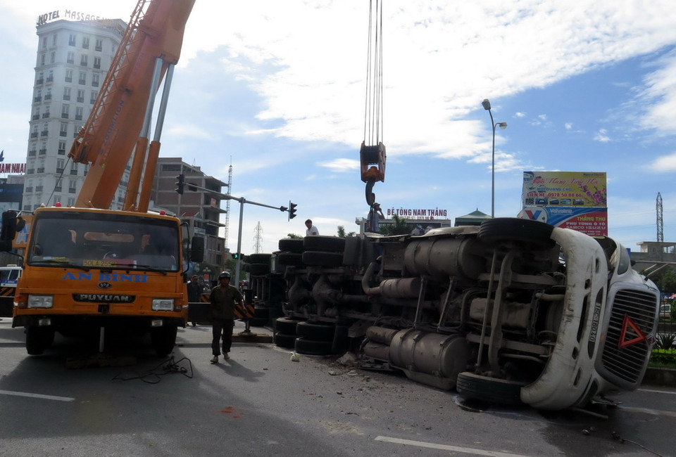 Hiện trường vụ tai nạn. (Ảnh: Văn Đạt/TTXVN)