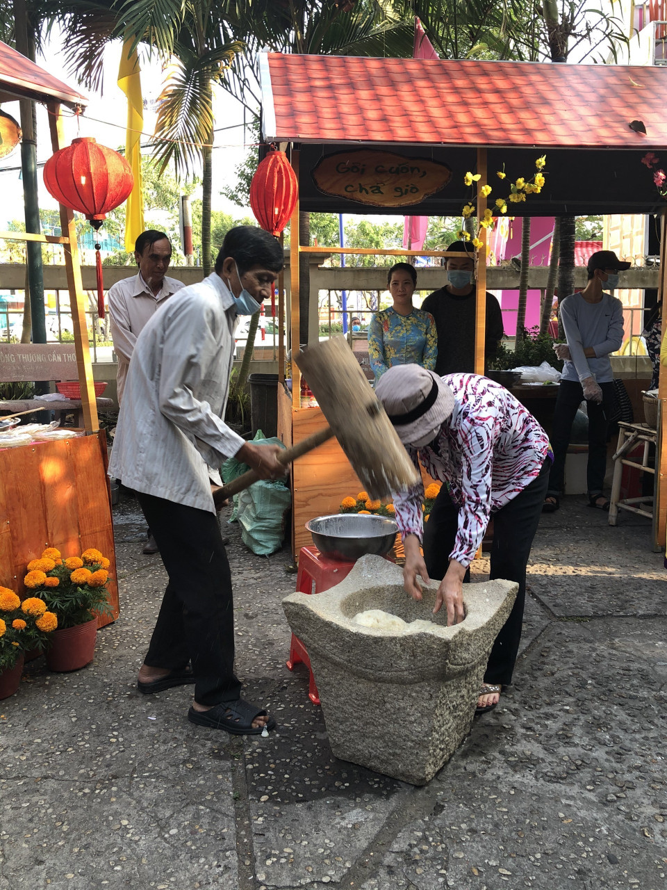 Không gian giới thiệu nghề làm bánh dân gian Nam Bộ. (Ảnh: Ánh Tuyết/TTXVN)