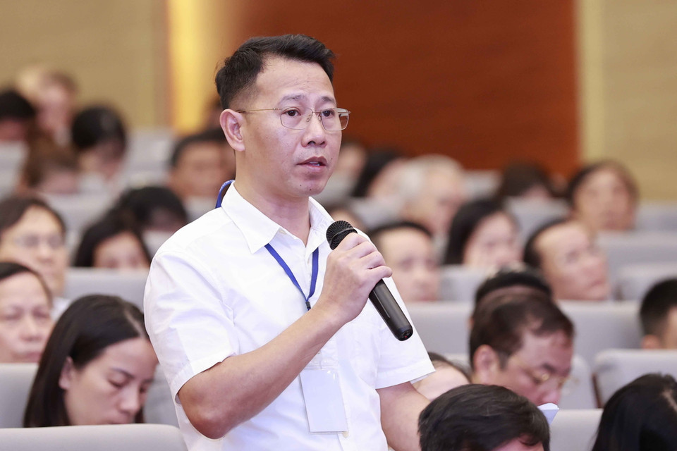 Cử tri quận Ngô Quyền Lê Đức Tùng phát biểu. (Ảnh: Doãn Tấn/TTXVN)