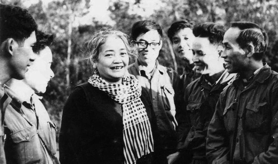 Nữ tướng Nguyễn Thị Định với tên tuổi gắn liền cùng sự ra đời và trưởng thành của Đội quân tóc dài Bến Tre. (Ảnh: Tư liệu TTXVN)