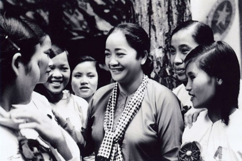 Tên tuổi của nữ tướng Nguyễn Thị Định gắn liền với sự ra đời và trưởng thành của Đội quân tóc dài Bến Tre. (Ảnh: Tư liệu TTXVN)