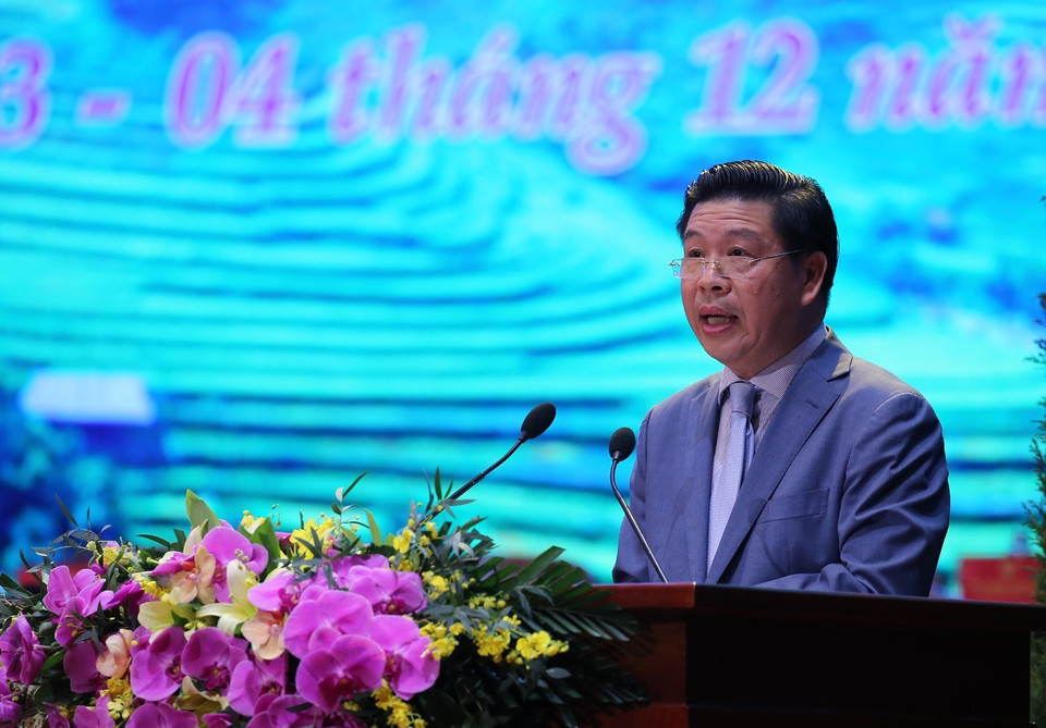 Thứ trưởng, Phó Chủ nhiệm Ủy ban Dân tộc Lê Sơn Hải báo cao Chương trình Đại hội. (Ảnh: TTXVN)