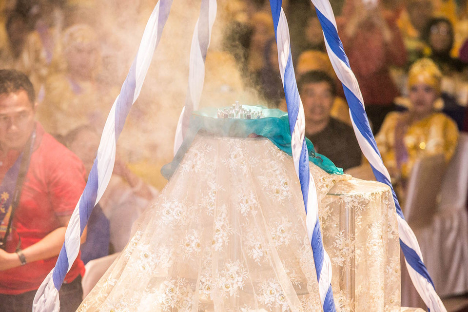 Vương miện công chúa Công chúa châu Á bộ tộc Mindanao. (Ảnh: Khoa Nguyễn)