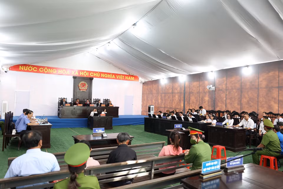 Quang cảnh phiên tòa. (Ảnh: TTXVN)